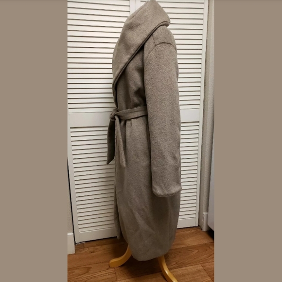 SOLD. ZARA Robe Coat Wool w/ Shawl Collar and Belt - Picture 5 of 8